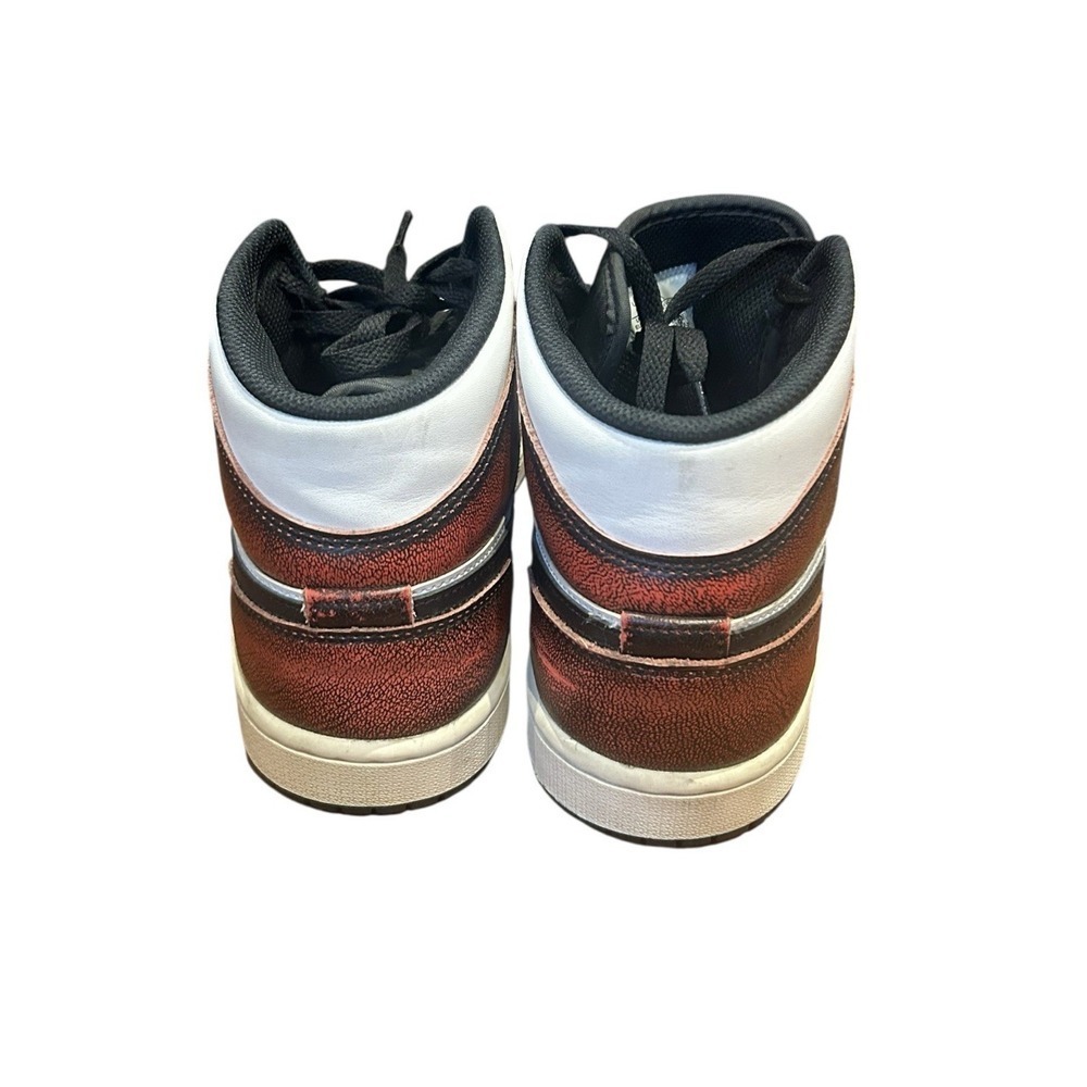 Nike Air Jordan 1 Mid 'Wear-Away Chicago' Size 8.0 Men's/ 9.5 Women's Authentic - Picture 4 of 8